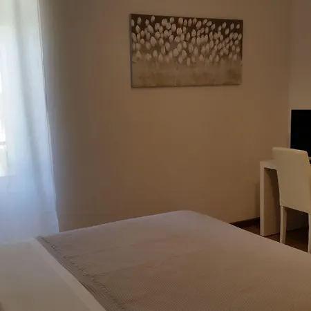 La Libra 3*